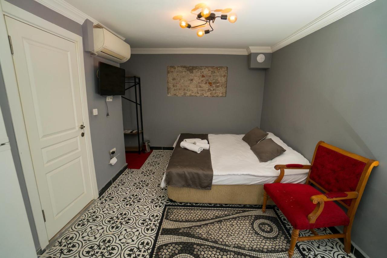 HHK Hotel Istanboel Buitenkant foto