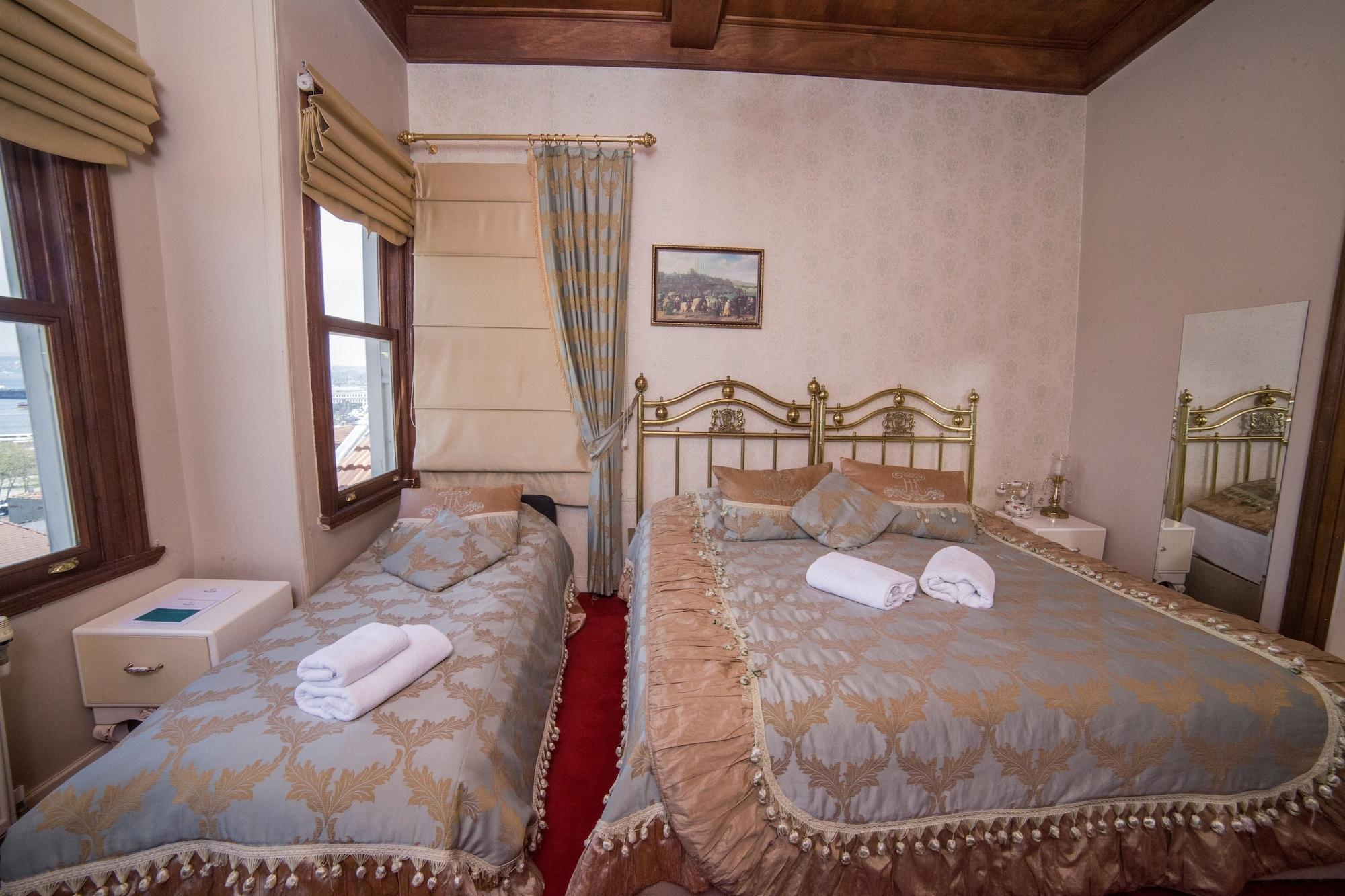 HHK Hotel Istanboel Buitenkant foto